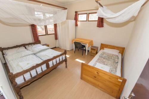 Lovasoa 4C Hotel Antsirabe Exterior photo