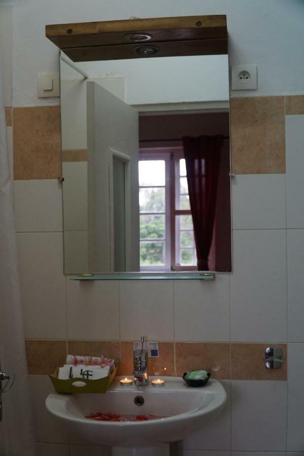 Lovasoa 4C Hotel Antsirabe Exterior photo